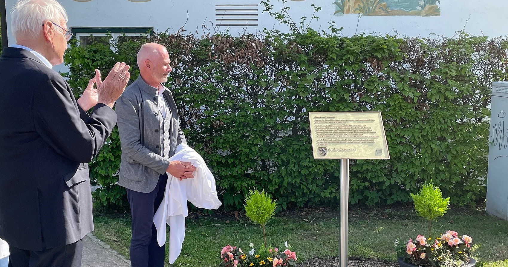 Enthüllung der Gedenktafel zum 30.04.1945