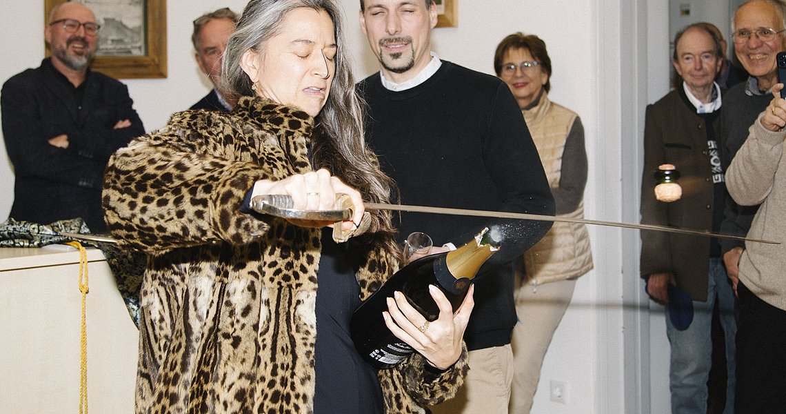 Filmkünstlerin Veronika Dräxler und Stadtarchivar Simon Kalleder