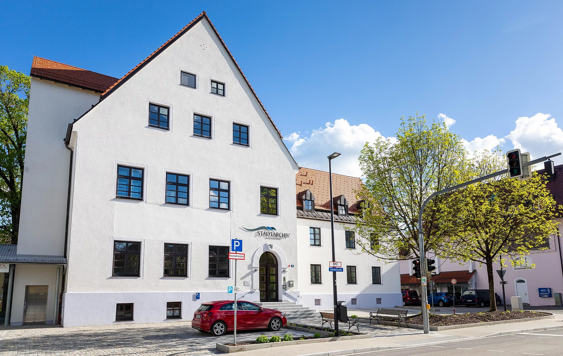 Ansicht Stadtarchiv von der Bahnhofstraße